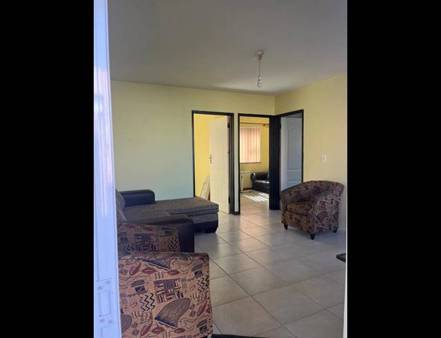 2 BEDROOM PROPERTY TO RENT IN SOUTHFIELD